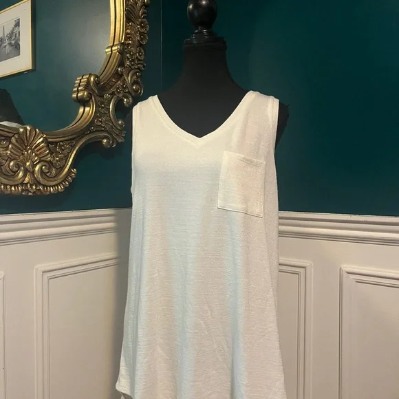 off white top - Picture 2 of 4